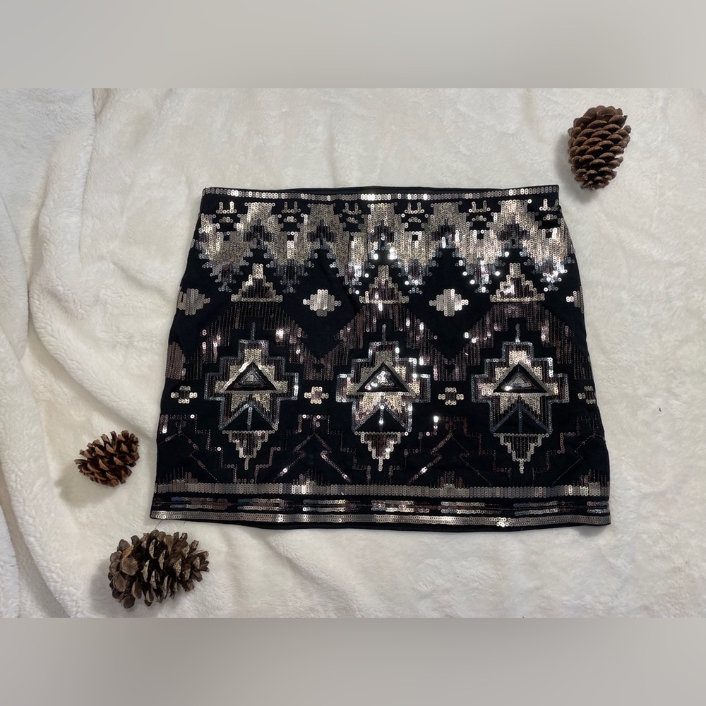 Express | Sequin skirt